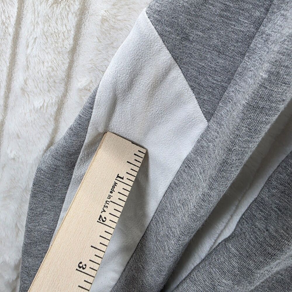 State & Liberty Pullover Men's Gray and White Sweater Performance Size M *flaws* - Picture 7 of 12